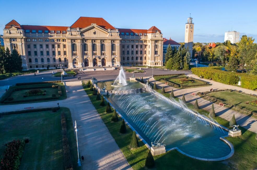 University Of Debrecen Study STEM At The University Of Debrecen!